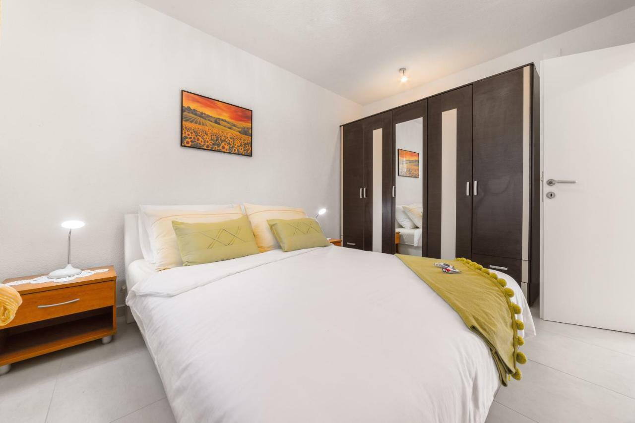 Apartments Lipic Vodice Luaran gambar