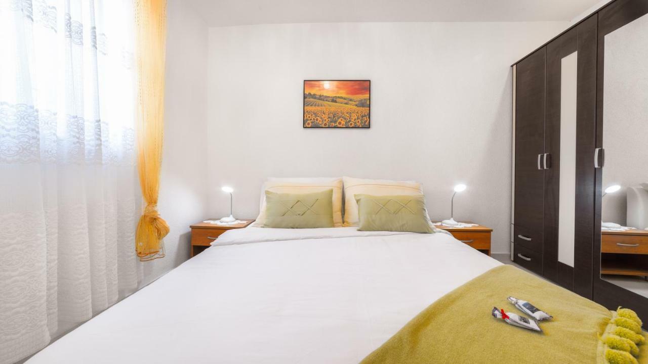 Apartments Lipic Vodice Luaran gambar