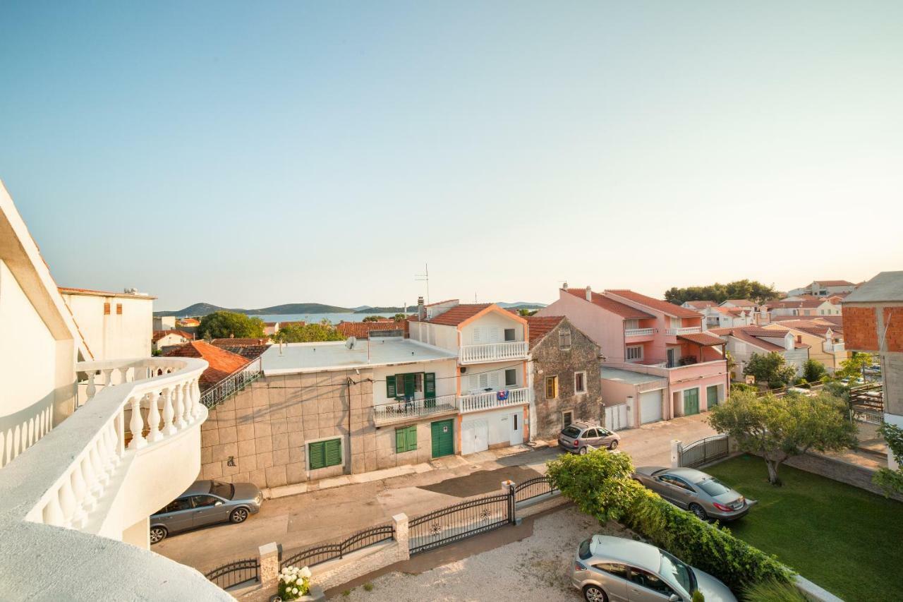 Apartments Lipic Vodice Luaran gambar